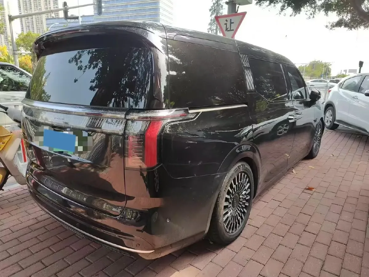 2022 Zeekr 009 BEV 116KWH,autocango,china used car exporter,china ev exporter,chinese used car exporter,chinese used ev exporter