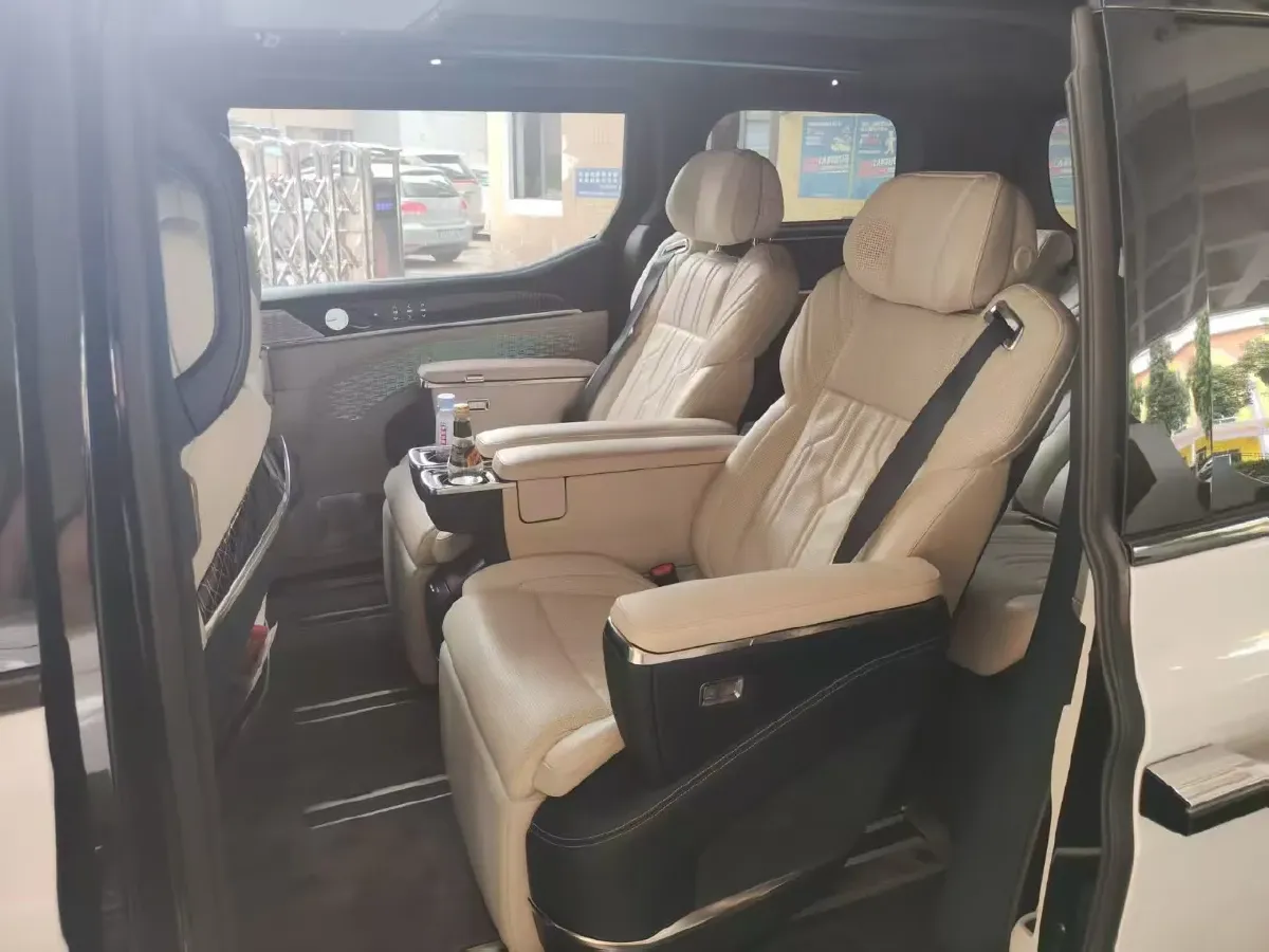 2022 Zeekr 009 BEV 116KWH,autocango,china used car exporter,china ev exporter,chinese used car exporter,chinese used ev exporter