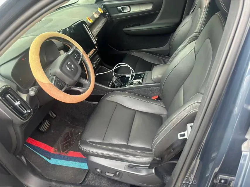 2021 Volvo XC40 1.5T 163HP L3 8AT,autocango,china used car exporter,china ev exporter,chinese used car exporter,chinese used ev exporter