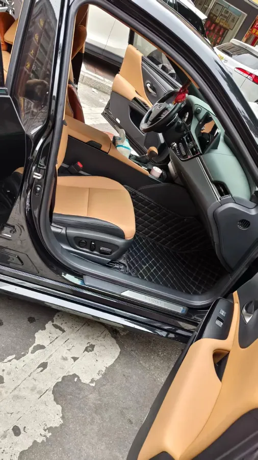 2022 Lexus ES 2.0L 173HP L4 CVT,autocango,china used car exporter,china ev exporter,chinese used car exporter,chinese used ev exporter