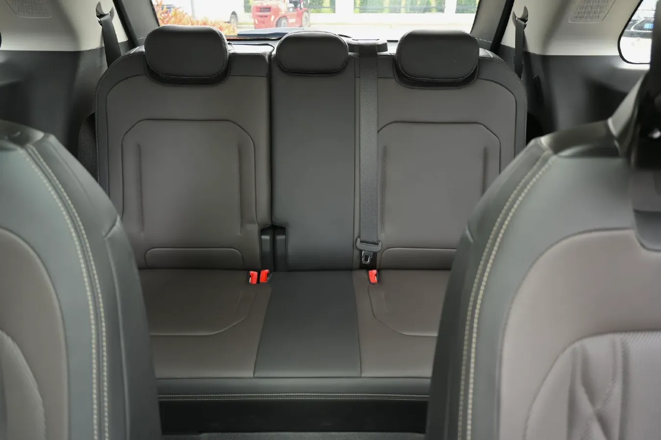 2025 Ford Edge 2.0T 252HP L4 8AT,autocango,china used car exporter,china ev exporter,chinese used car exporter,chinese used ev exporter