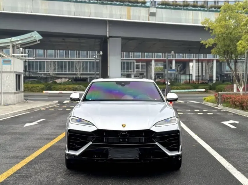 2025 Lamborghini Urus SE 4.0T 620HP V8 8AT PHEV,autocango,china used car exporter,china ev exporter,chinese used car exporter,chinese used ev exporter