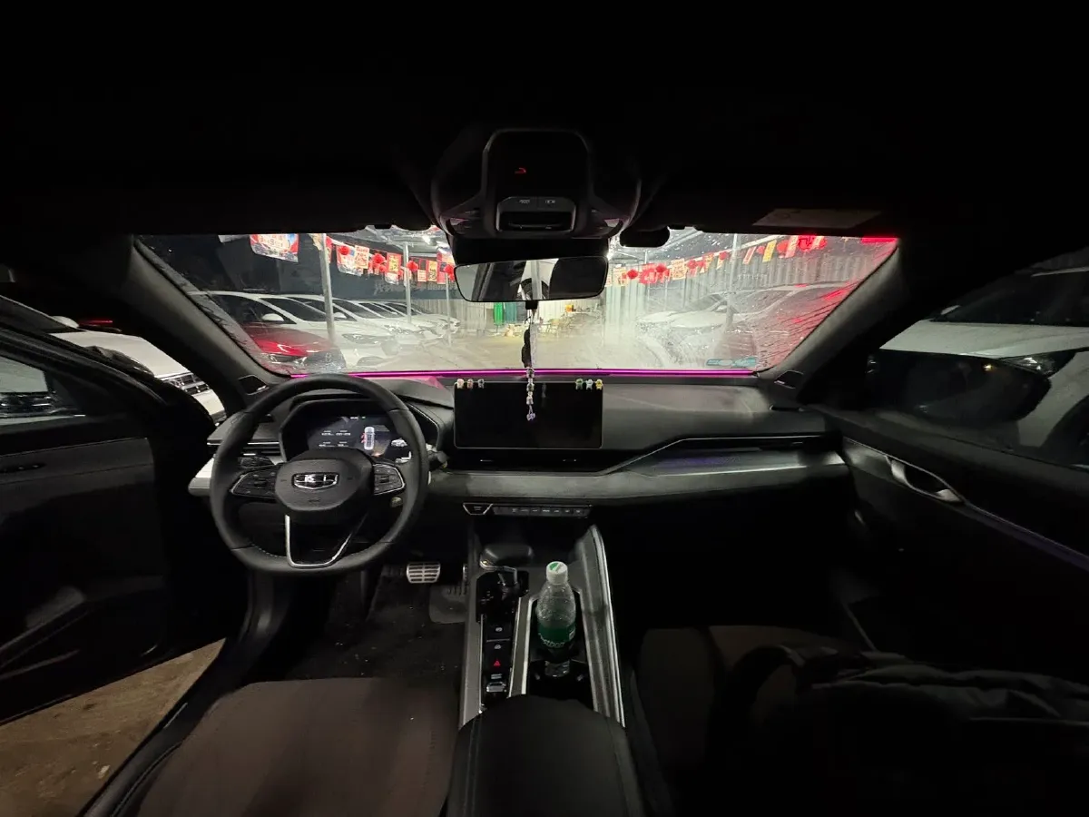 2023 Geely Preface 2.0T 190HP L4 7DCT,autocango,china used car exporter,china ev exporter,chinese used car exporter,chinese used ev exporter