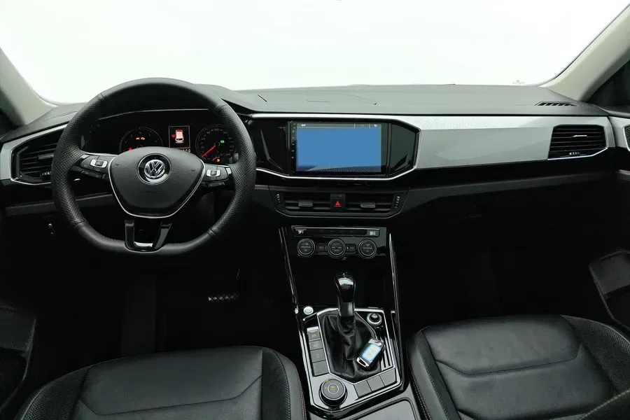 2019 MINI CLUBMAN 1.5T 102HP L3 6AT,autocango,china used car exporter,china ev exporter,chinese used car exporter,chinese used ev exporter