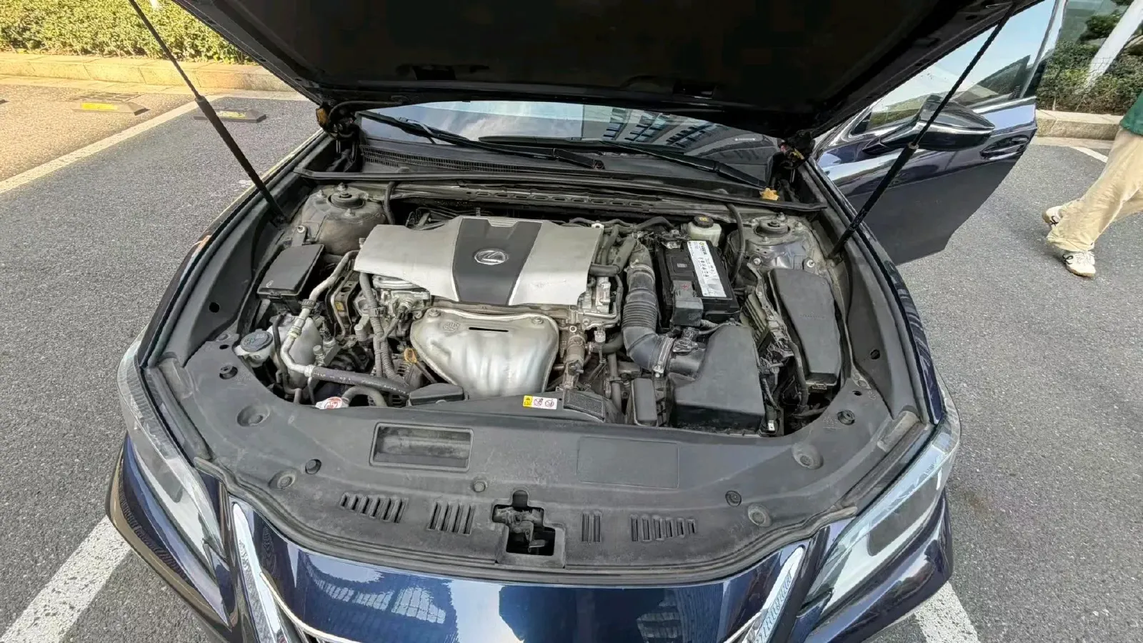 2018 Lexus ES 2.0L 173HP L4 CVT,autocango,china used car exporter,china ev exporter,chinese used car exporter,chinese used ev exporter