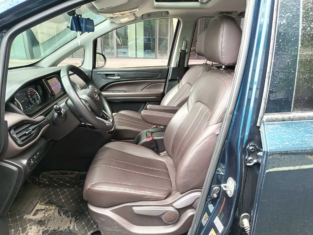 2021 GAC Trumpchi M6 1.5T 169HP L4 7DCT,autocango,china used car exporter,china ev exporter,chinese used car exporter,chinese used ev exporter