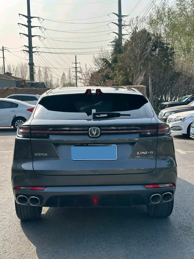 2021 ChangAn UNI-K 2.0T 233HP L4 8AT,autocango,china used car exporter,china ev exporter,chinese used car exporter,chinese used ev exporter