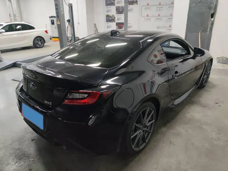 2022 Subaru BRZ 2.4L 234HP H4 6MT,autocango,china used car exporter,china ev exporter,chinese used car exporter,chinese used ev exporter