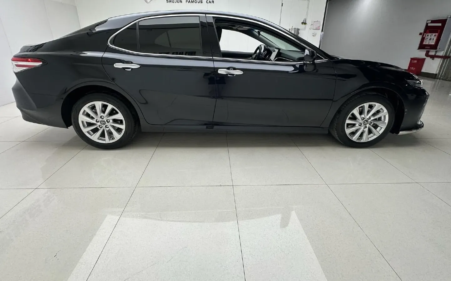 2021 Toyota Camry 2.0L 178HP L4 CVT,autocango,china used car exporter,china ev exporter,chinese used car exporter,chinese used ev exporter