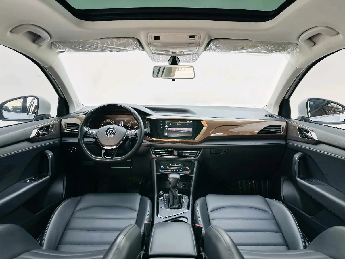 2021 Volkswagen Tharu 1.4T 150HP L4 7DCT,autocango,china used car exporter,china ev exporter,chinese used car exporter,chinese used ev exporter