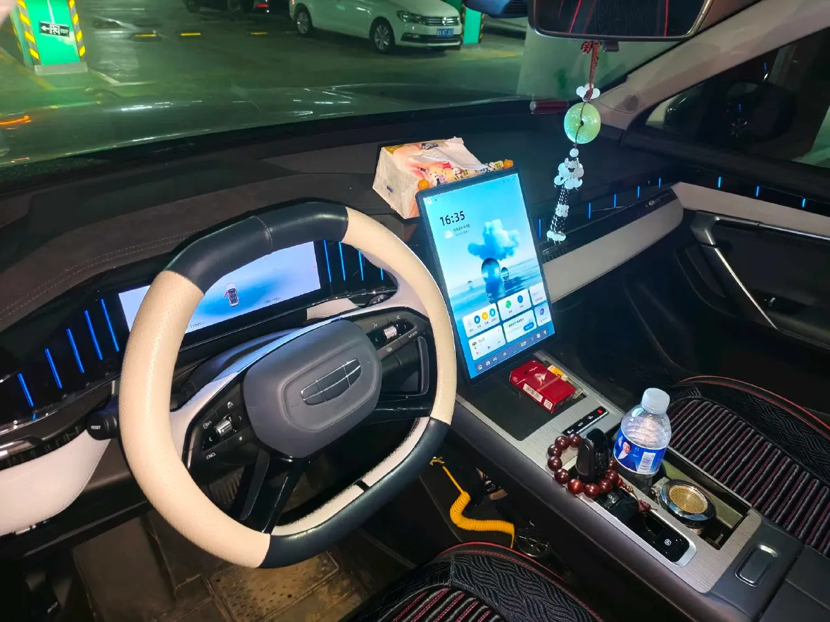 2023 Geely StarRay 1.5T 181HP L4 7DCT,autocango,china used car exporter,china ev exporter,chinese used car exporter,chinese used ev exporter