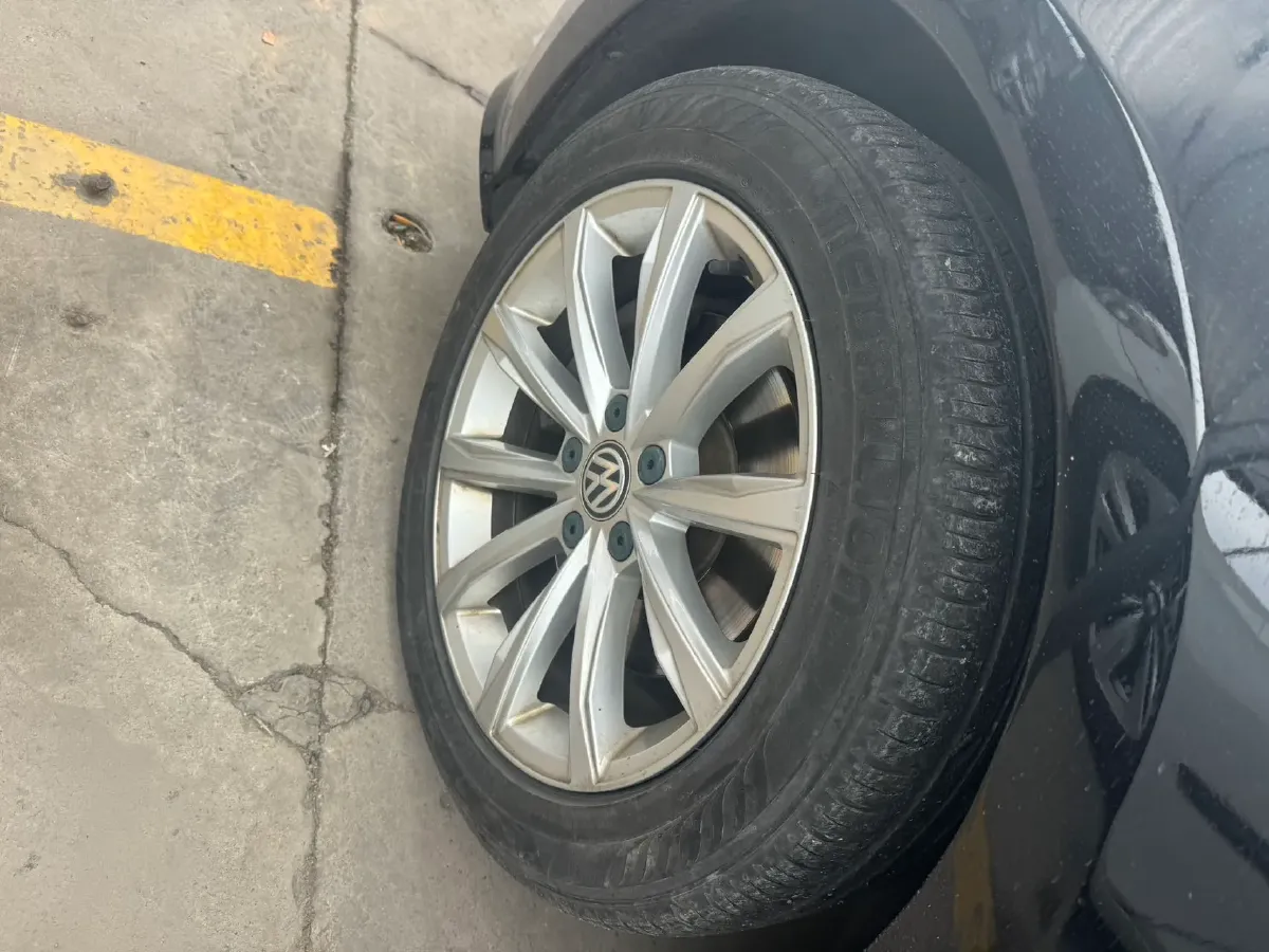 2017 Volkswagen Passat 1.8T 180HP L4 7DCT,autocango,china used car exporter,china ev exporter,chinese used car exporter,chinese used ev exporter