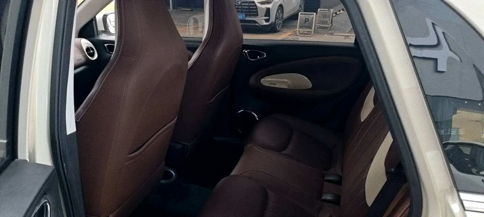 2023 WuLing BinGuo BEV 31.9KWH,autocango,china used car exporter,china ev exporter,chinese used car exporter,chinese used ev exporter