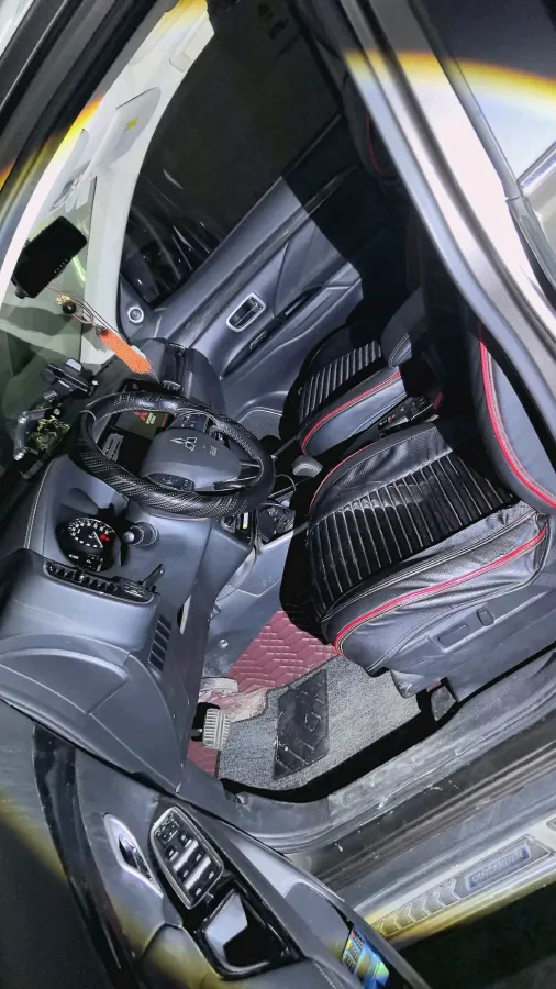 2019 Mitsubishi Outlander 2.0L 166HP L4 CVT,autocango,china used car exporter,china ev exporter,chinese used car exporter,chinese used ev exporter