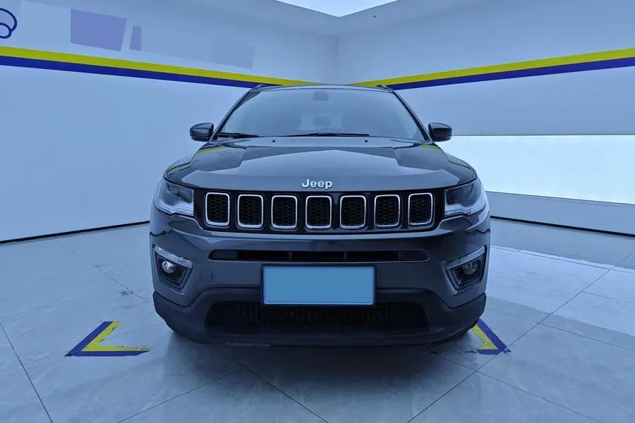 2019 Jeep Compass 1.3T 173HP L4 7DCT,autocango,china used car exporter,china ev exporter,chinese used car exporter,chinese used ev exporter