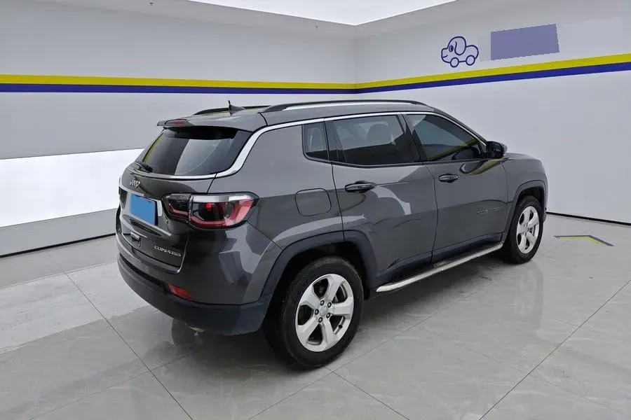 2019 Jeep Compass 1.3T 173HP L4 7DCT,autocango,china used car exporter,china ev exporter,chinese used car exporter,chinese used ev exporter