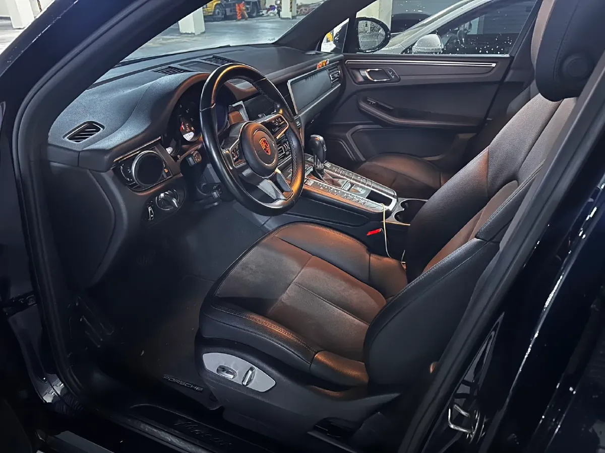 2018 Porsche Macan 2.0T 252HP L4 7DCT,autocango,china used car exporter,china ev exporter,chinese used car exporter,chinese used ev exporter