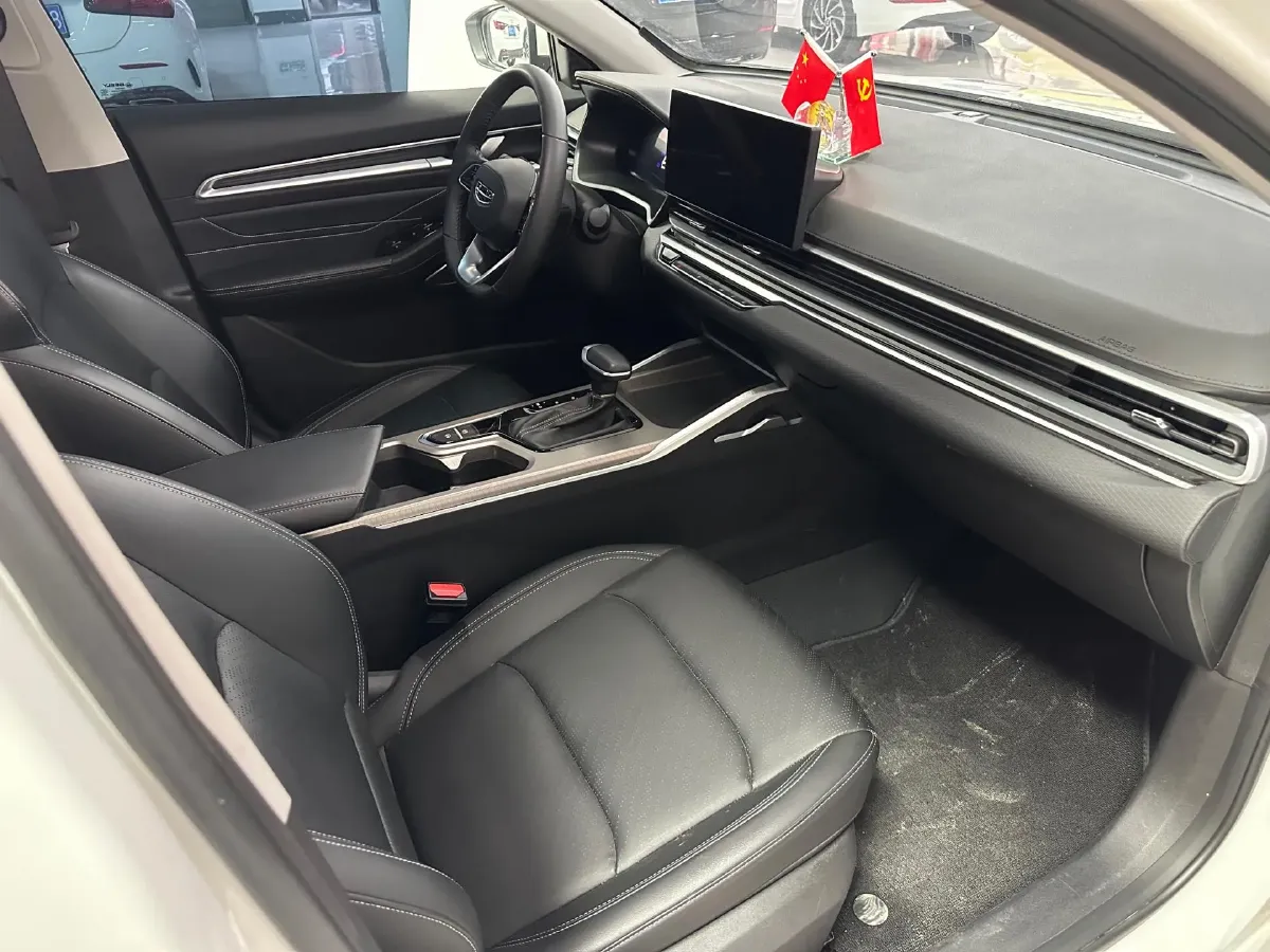 2025 Geely Emgrand 1.5L 127HP L4 CVT,autocango,china used car exporter,china ev exporter,chinese used car exporter,chinese used ev exporter