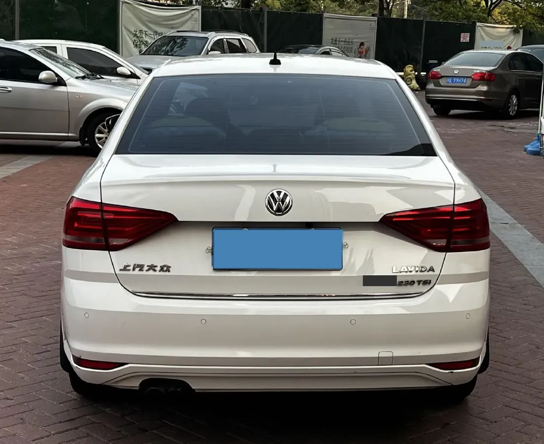 2017 Volkswagen Lavida 1.4T 131HP L4 7DCT,autocango,china used car exporter,china ev exporter,chinese used car exporter,chinese used ev exporter