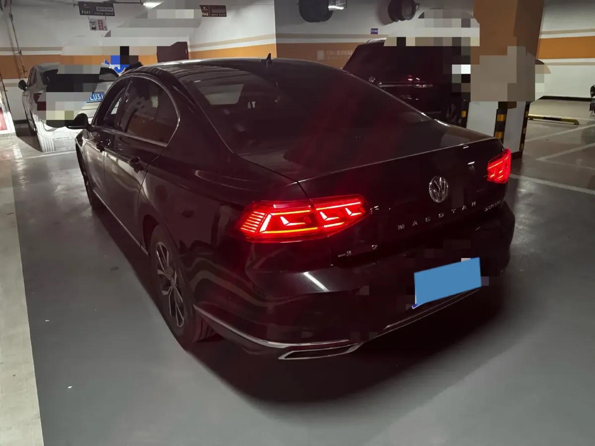 2020 Volkswagen Magotan 2.0T 186HP L4 7DCT,autocango,china used car exporter,china ev exporter,chinese used car exporter,chinese used ev exporter