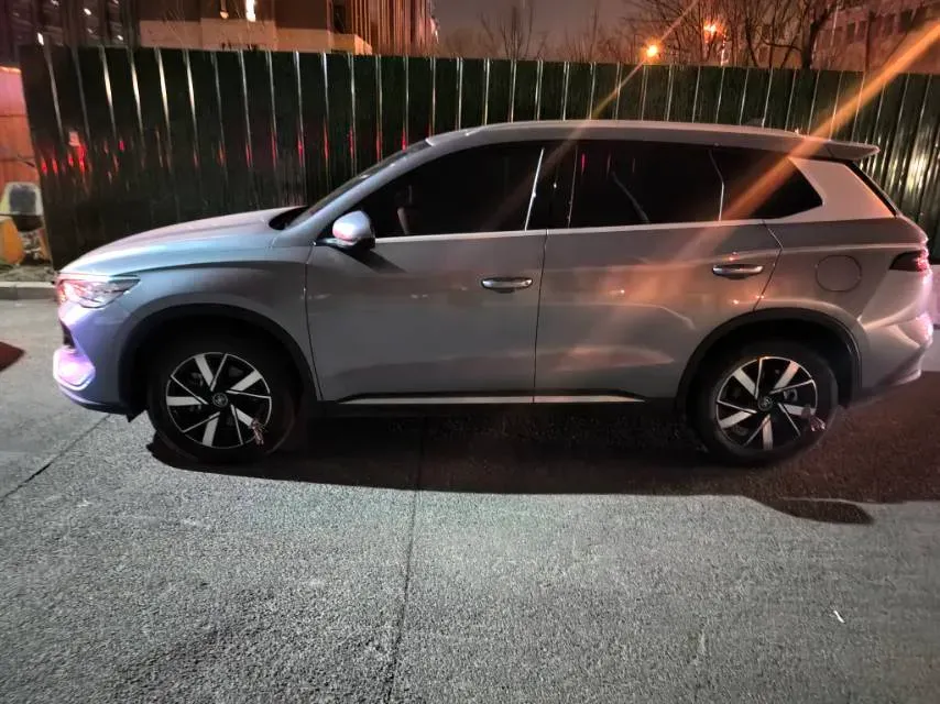 2024 BYD Song Pro 1.5L 110HP L4 E-CVT PHEV 12.9KWH,autocango,china used car exporter,china ev exporter,chinese used car exporter,chinese used ev exporter