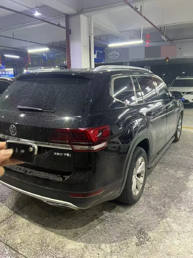 2019 Volkswagen Teramont 2.0T 220HP L4 7DCT,autocango,china used car exporter,china ev exporter,chinese used car exporter,chinese used ev exporter