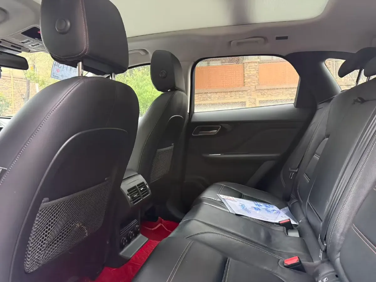 2018 Jaguar F-PACE 2.0T 250HP L4 8AT,autocango,china used car exporter,china ev exporter,chinese used car exporter,chinese used ev exporter