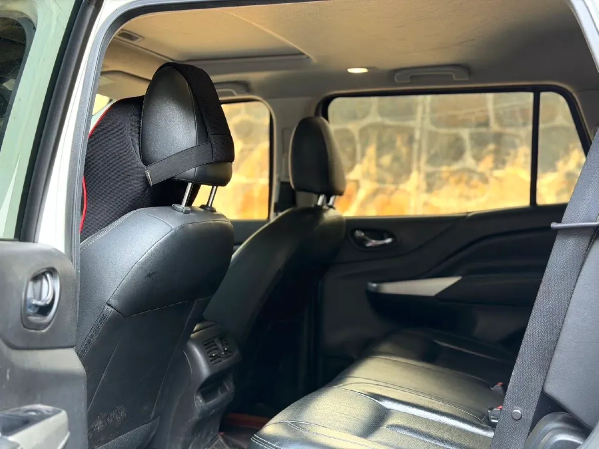 2020 Nissan Terra 2.5L 193HP L4 7AT,autocango,china used car exporter,china ev exporter,chinese used car exporter,chinese used ev exporter