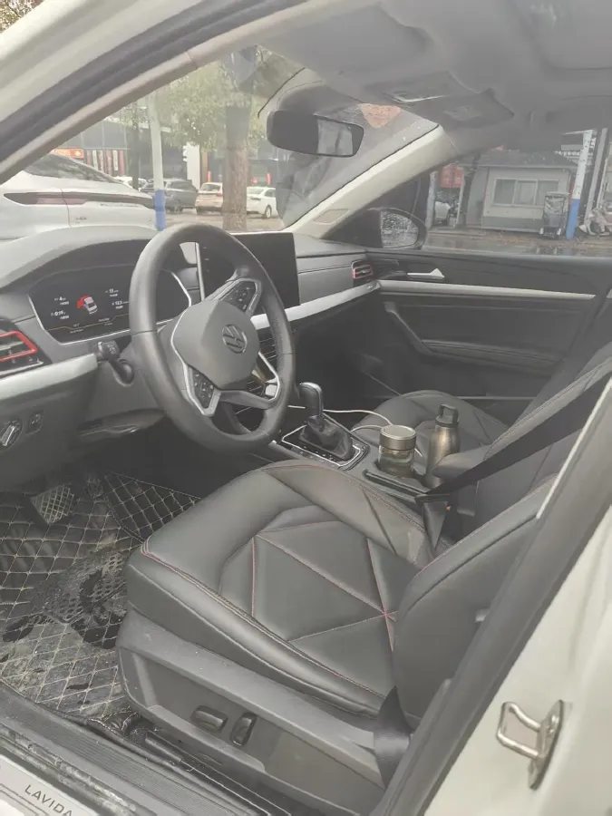 2024 Volkswagen Lavida 1.5T 160HP L4 7DCT,autocango,china used car exporter,china ev exporter,chinese used car exporter,chinese used ev exporter