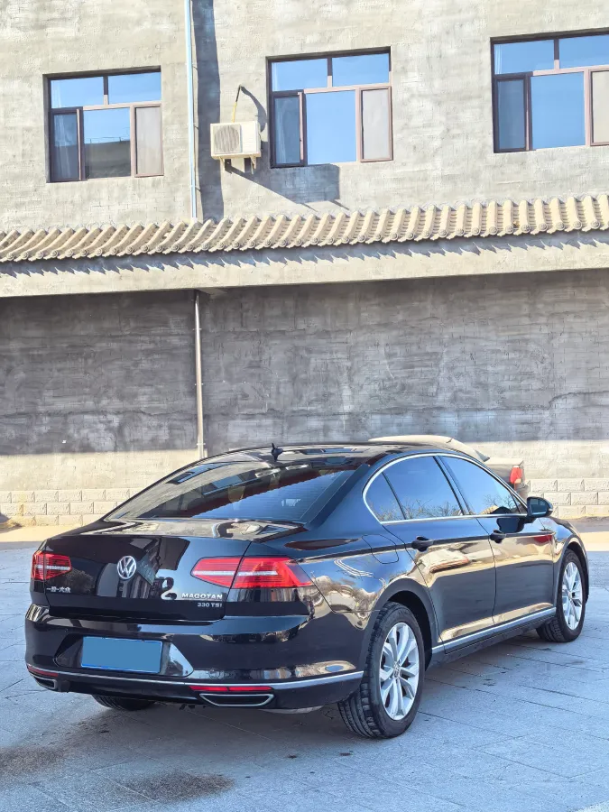 2019 Volkswagen Magotan 2.0T 186HP L4 7DCT,autocango,china used car exporter,china ev exporter,chinese used car exporter,chinese used ev exporter