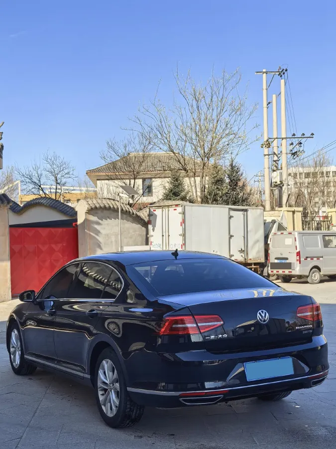 2019 Volkswagen Magotan 2.0T 186HP L4 7DCT,autocango,china used car exporter,china ev exporter,chinese used car exporter,chinese used ev exporter