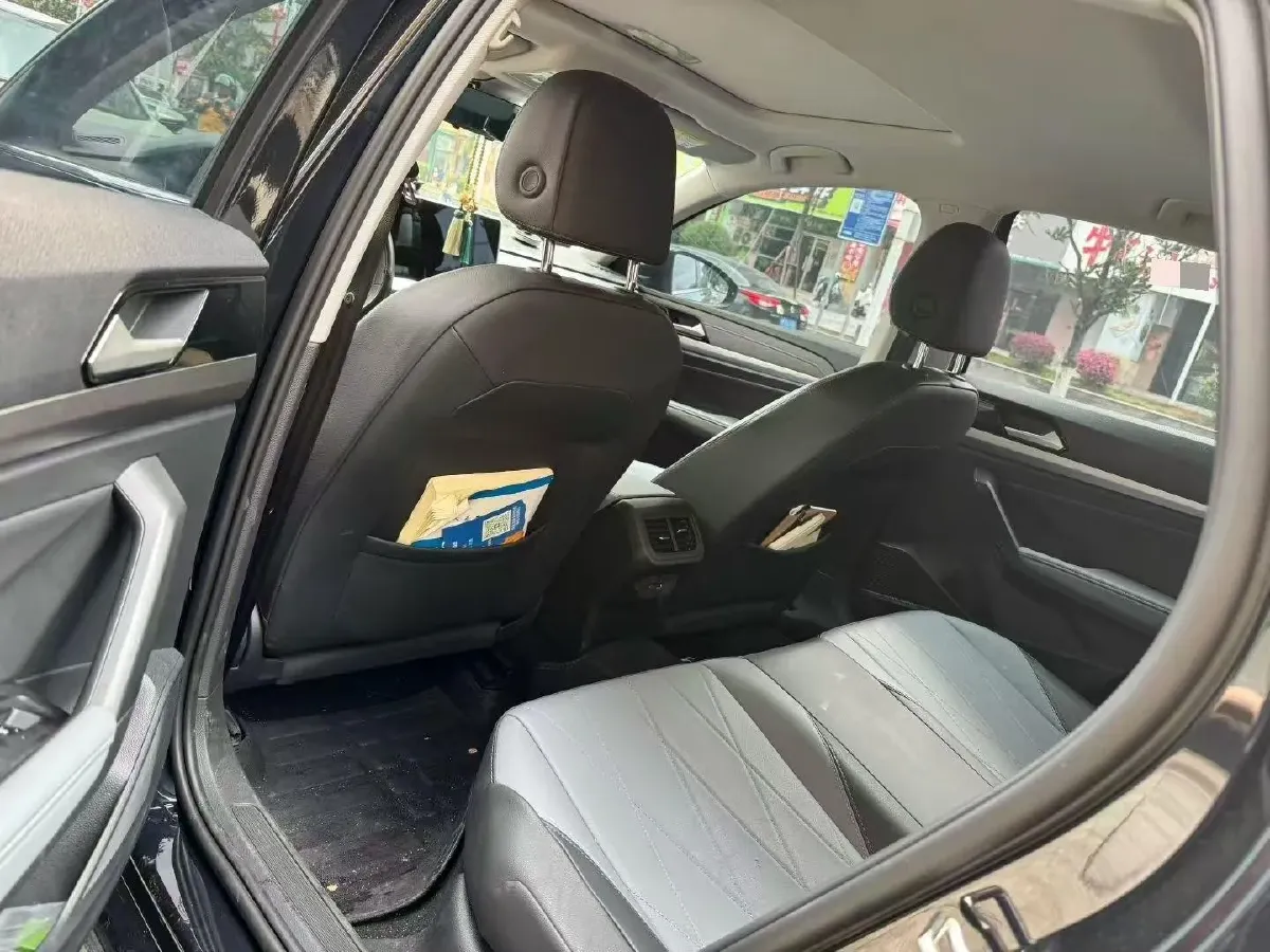 2024 Volkswagen Lavida 1.5L 110HP L4 6AT,autocango,china used car exporter,china ev exporter,chinese used car exporter,chinese used ev exporter