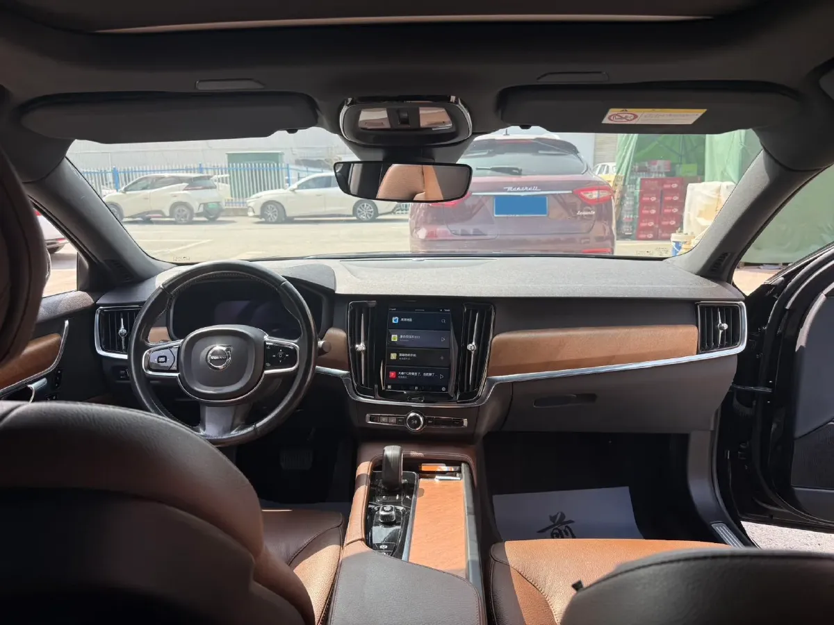 2022 Volvo S90 2.0T 250HP L4 8AT,autocango,china used car exporter,china ev exporter,chinese used car exporter,chinese used ev exporter