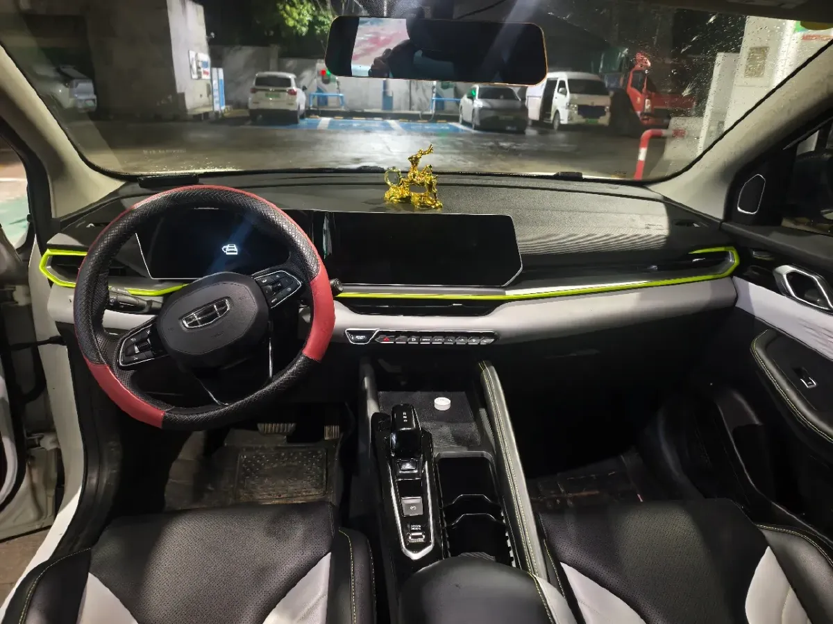 2022 Geely Coolray 1.5T 181HP L4 7DCT,autocango,china used car exporter,china ev exporter,chinese used car exporter,chinese used ev exporter