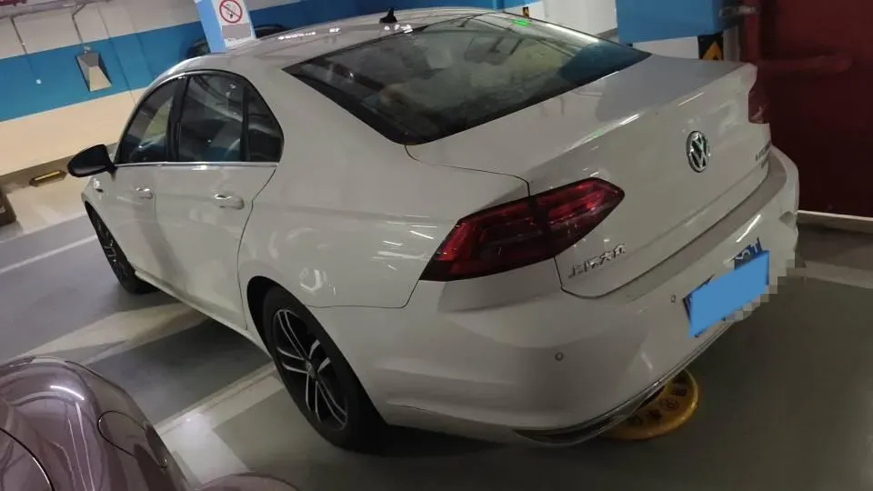 2019 Volkswagen Passat 1.4T 150HP L4 7DCT,autocango,china used car exporter,china ev exporter,chinese used car exporter,chinese used ev exporter