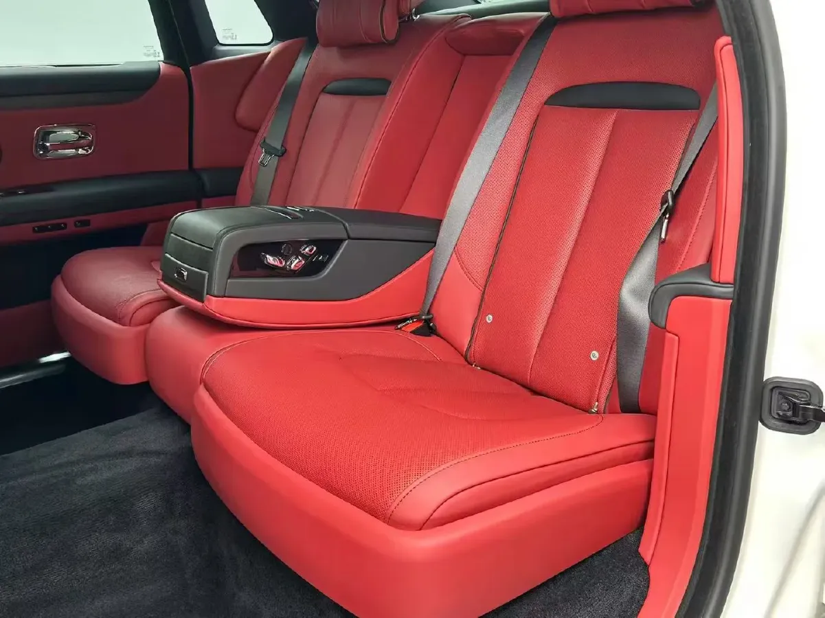 2021 Rolls-Royce Ghost 6.7T 571HP V12 8AT,autocango,china used car exporter,china ev exporter,chinese used car exporter,chinese used ev exporter