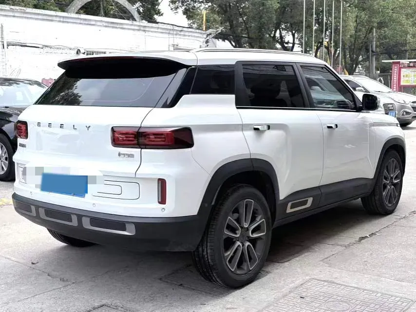 2020 Geely ICON 1.5T 177HP L3 7DCT,autocango,china used car exporter,china ev exporter,chinese used car exporter,chinese used ev exporter