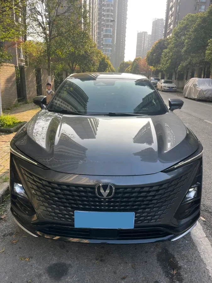 2023 ChangAn UNI-T 1.5T 188HP L4 7DCT,autocango,china used car exporter,china ev exporter,chinese used car exporter,chinese used ev exporter