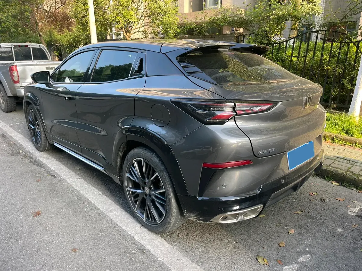 2023 ChangAn UNI-T 1.5T 188HP L4 7DCT,autocango,china used car exporter,china ev exporter,chinese used car exporter,chinese used ev exporter