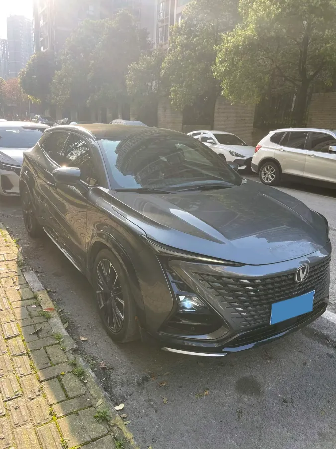 2023 ChangAn UNI-T 1.5T 188HP L4 7DCT,autocango,china used car exporter,china ev exporter,chinese used car exporter,chinese used ev exporter