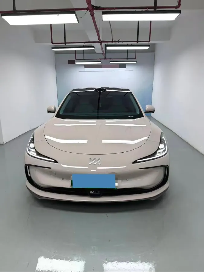 2024 IM L6 BEV 75KWH,autocango,china used car exporter,china ev exporter,chinese used car exporter,chinese used ev exporter