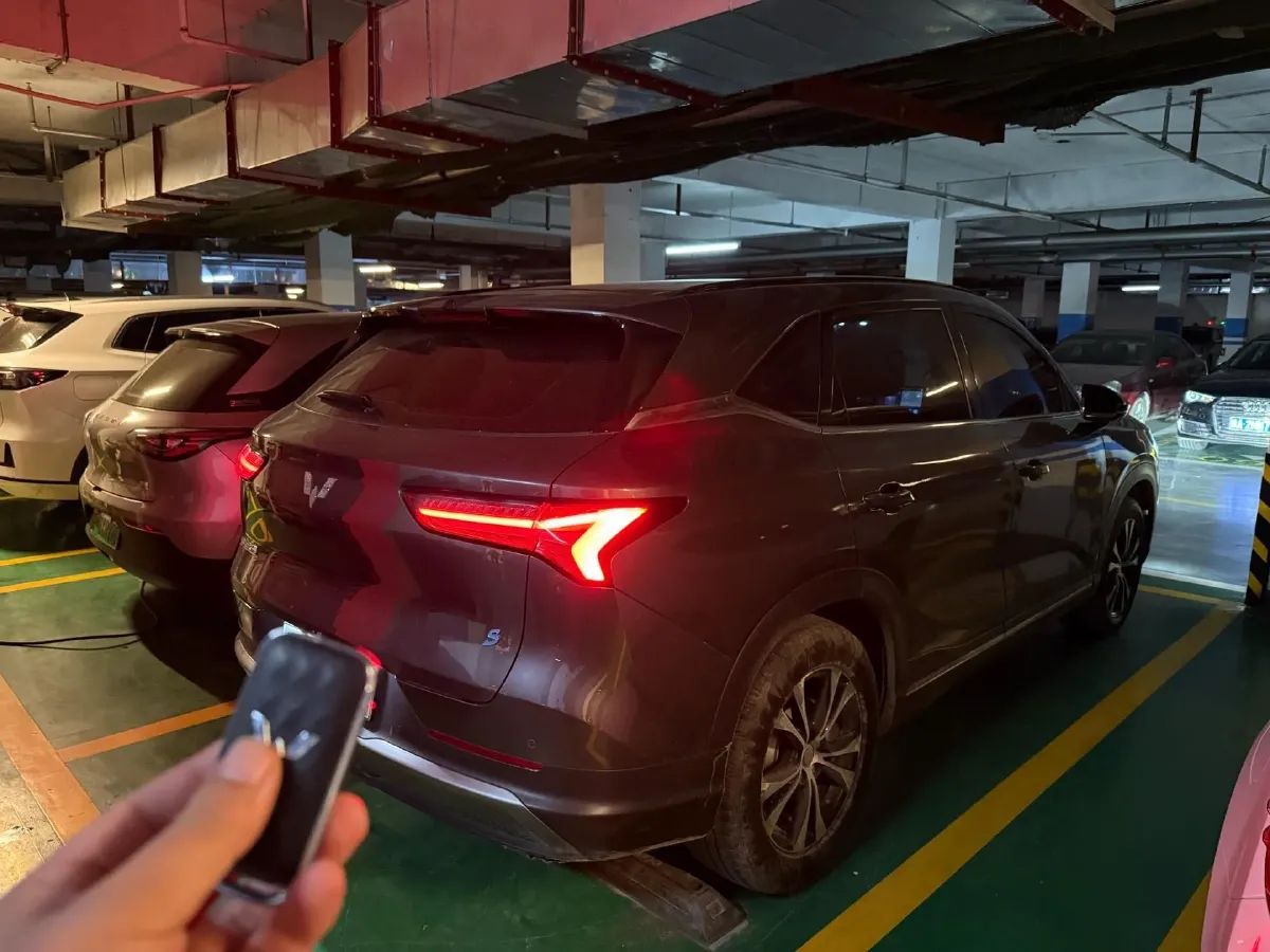 2024 WuLing XingGuangS BEV 60KWH,autocango,china used car exporter,china ev exporter,chinese used car exporter,chinese used ev exporter