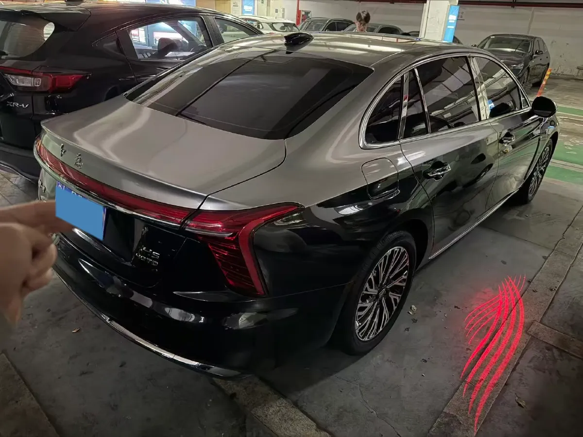 2025 HongQi H5 1.5T 169HP L4 1DHT Hybrid,autocango,china used car exporter,china ev exporter,chinese used car exporter,chinese used ev exporter