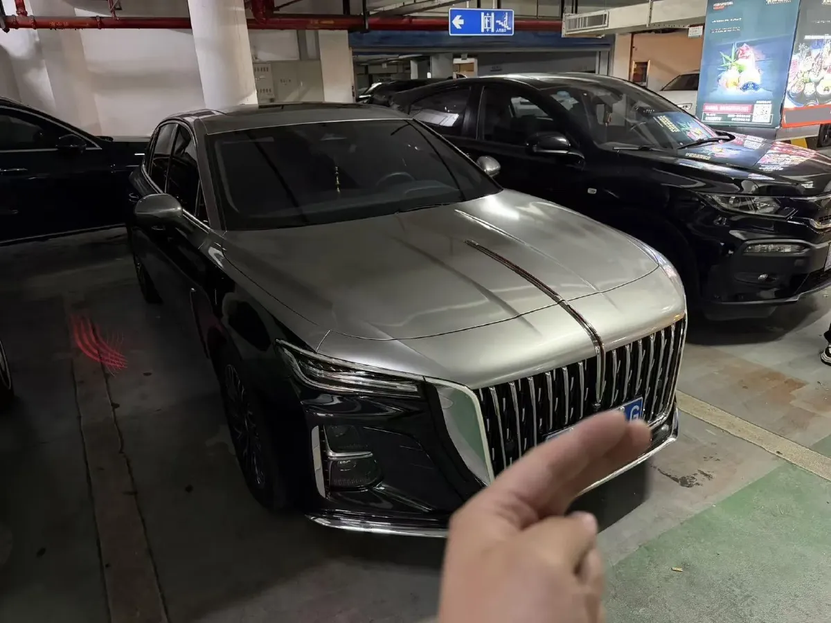 2025 HongQi H5 1.5T 169HP L4 1DHT Hybrid,autocango,china used car exporter,china ev exporter,chinese used car exporter,chinese used ev exporter