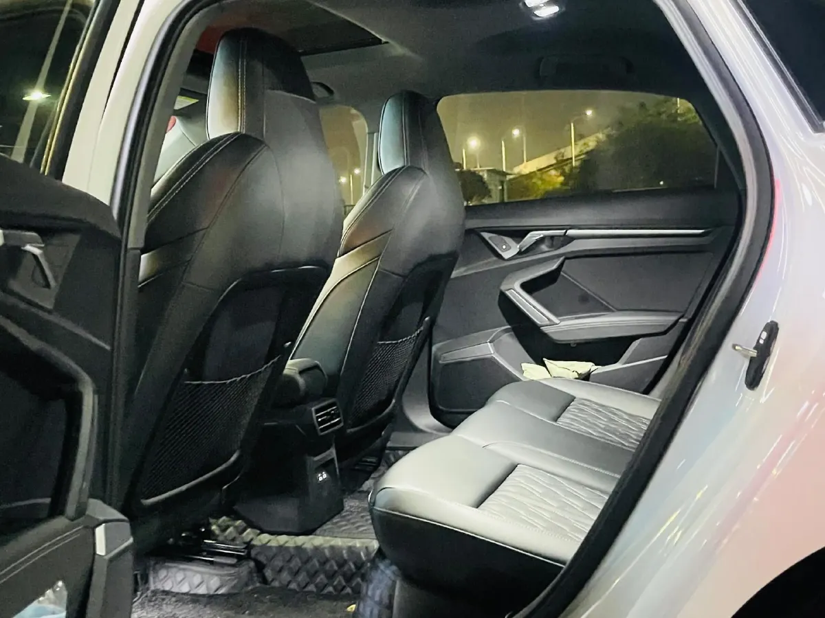 2025 Audi A3 1.5T 160HP L4 7DCT,autocango,china used car exporter,china ev exporter,chinese used car exporter,chinese used ev exporter