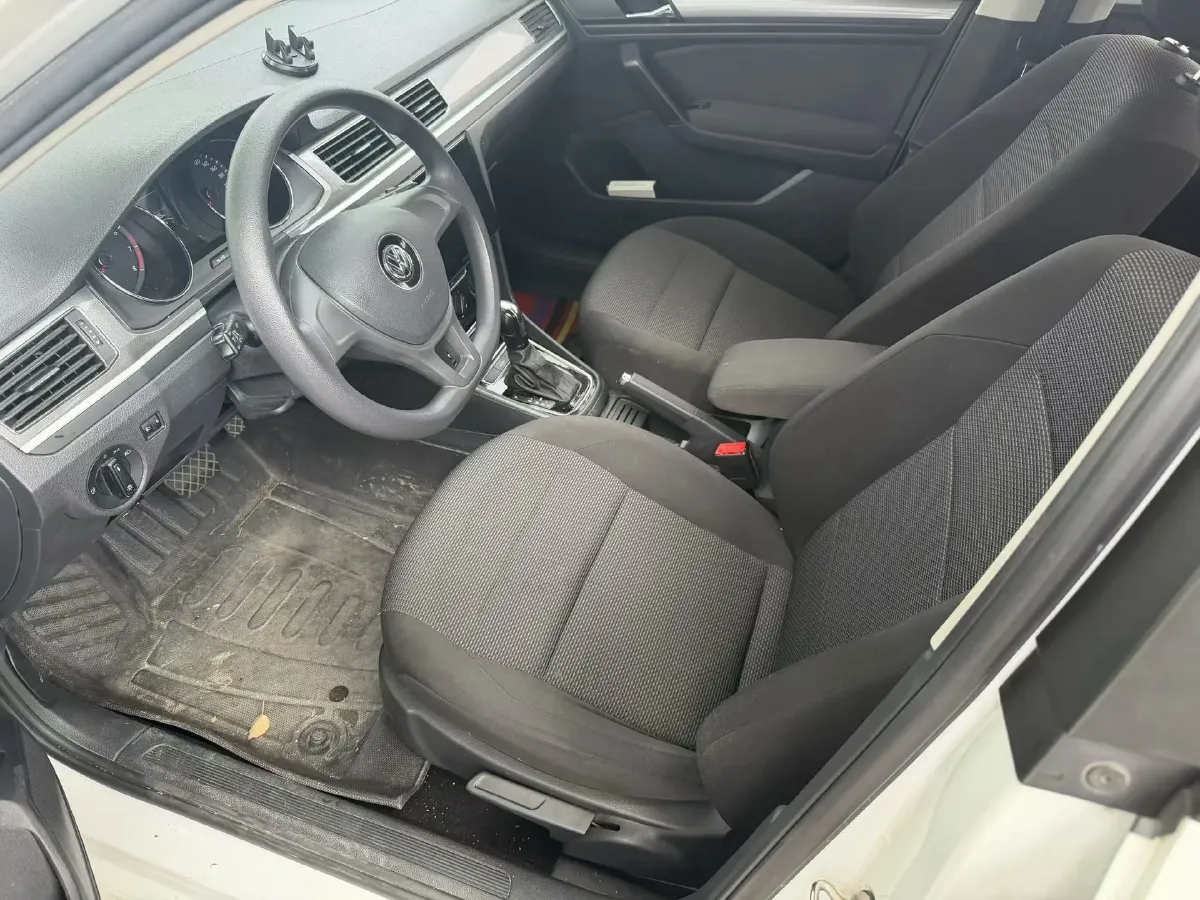 2021 Volkswagen Bora 1.5L 113HP L4 6AT,autocango,china used car exporter,china ev exporter,chinese used car exporter,chinese used ev exporter