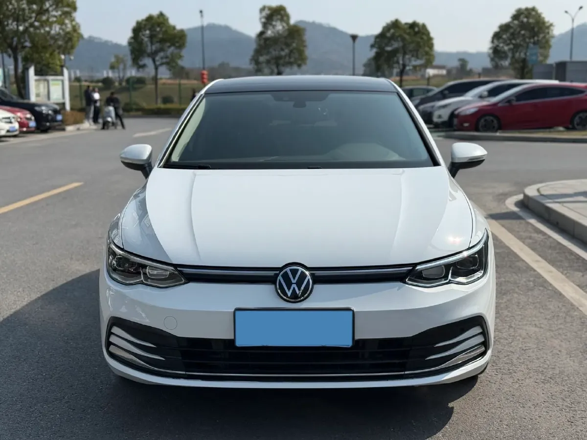 2021 Volkswagen Golf 1.2T 116HP L4 7DCT,autocango,china used car exporter,china ev exporter,chinese used car exporter,chinese used ev exporter