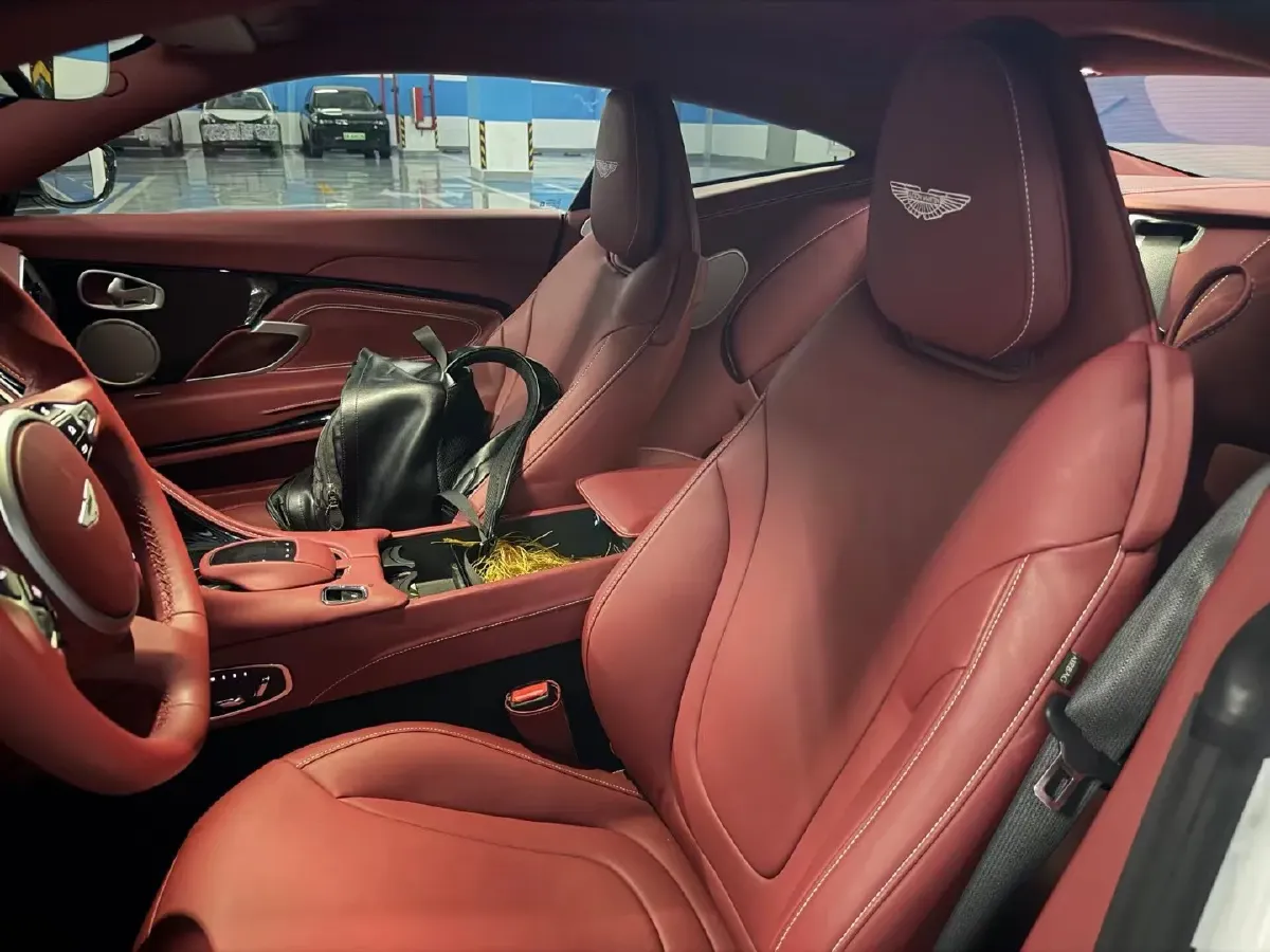 2019 Aston Martin DB11 4.0T 510HP V8 8AT,autocango,china used car exporter,china ev exporter,chinese used car exporter,chinese used ev exporter