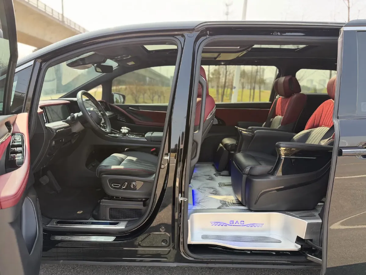 2023 GAC Trumpchi M8 2.0T 252HP L4 8AT,autocango,china used car exporter,china ev exporter,chinese used car exporter,chinese used ev exporter