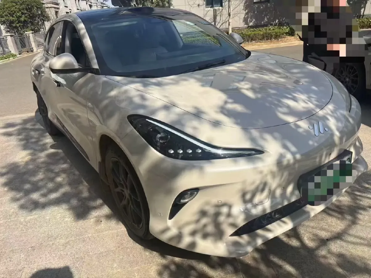 2025 IM LS6 BEV 75KWH,autocango,china used car exporter,china ev exporter,chinese used car exporter,chinese used ev exporter